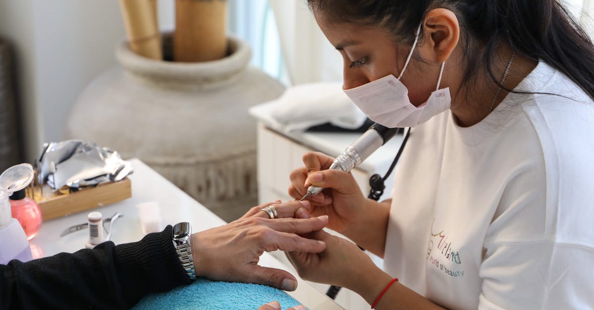 Comparing Waxing Prices and Packages in Crows Nest