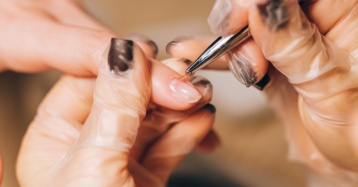 How Crows Nest Nail Salon Handles Appointment Overlaps