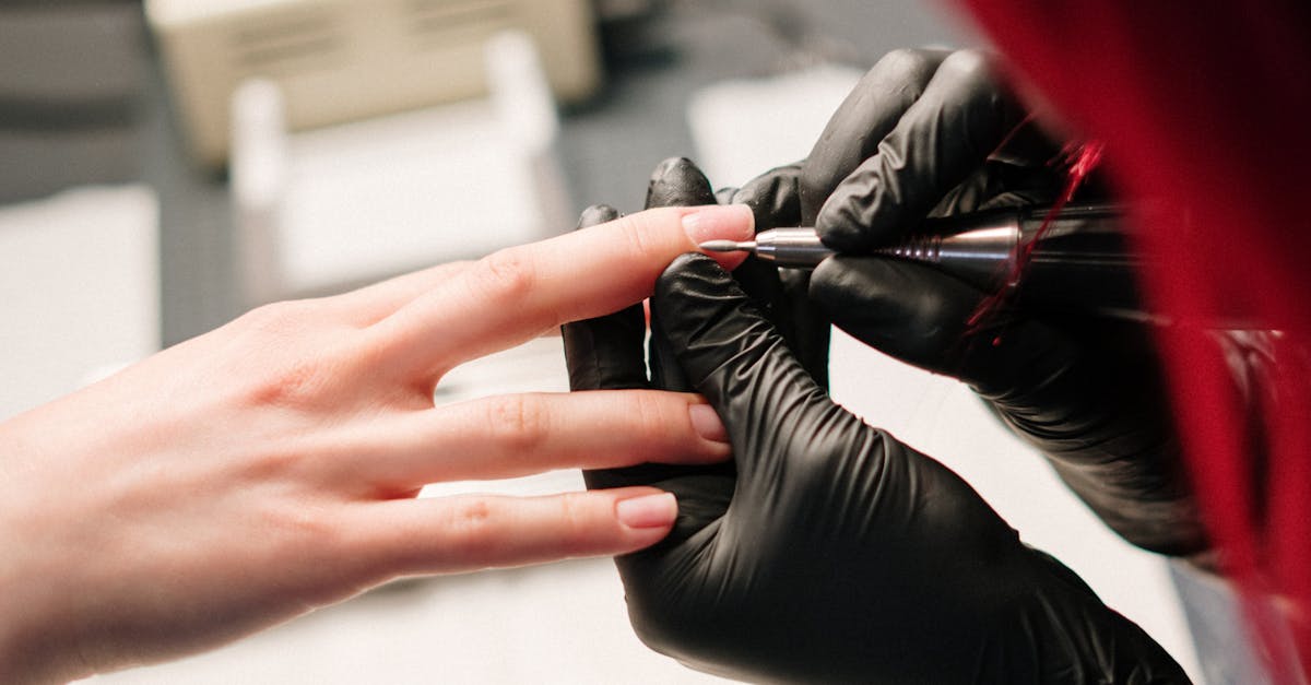 Hygiene Protocols During Nail Treatments at Salons