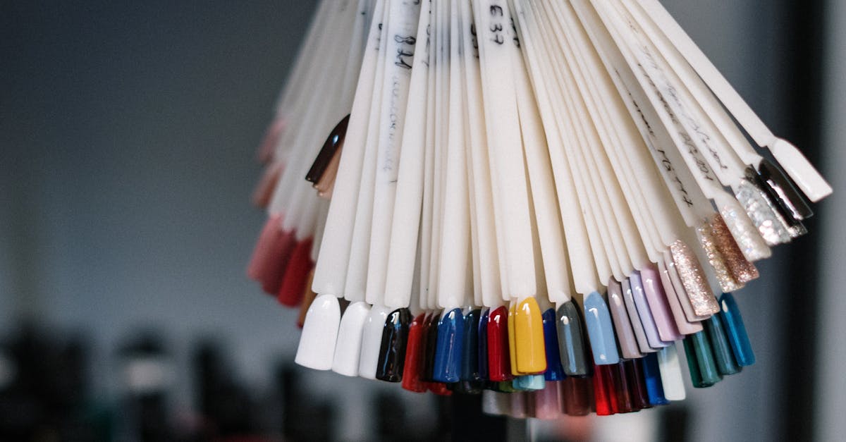 Navigating Nail Salon Reviews: Assessing Staff Competence